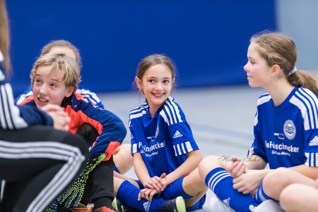 Bild 52 - wCJ Futsalmeisterschaft Runde 1